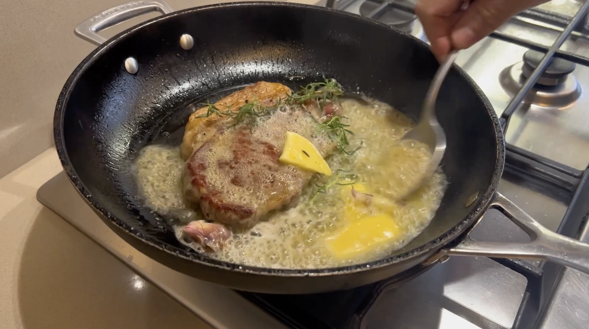 Carne grelhada